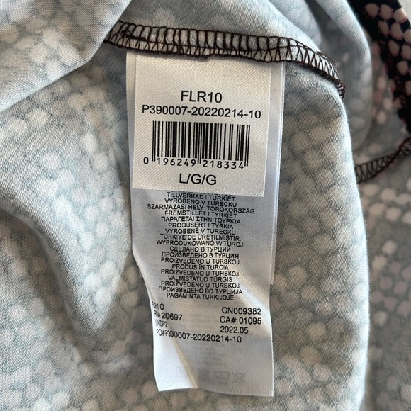 NWT Dickies Women’s Long Sleeve Cropped Tee - Size L - - Picture 8 of 11